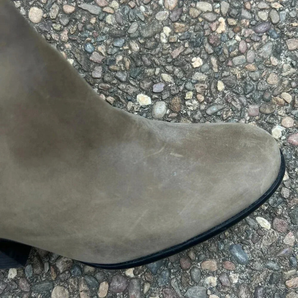 Cole Haan Women's Chesney Bootie Ankle Boot Shoes, Greystone Leather Size 9.5 - Picture 4 of 13